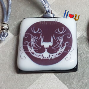 Colgante sonrisa Cheshire E143